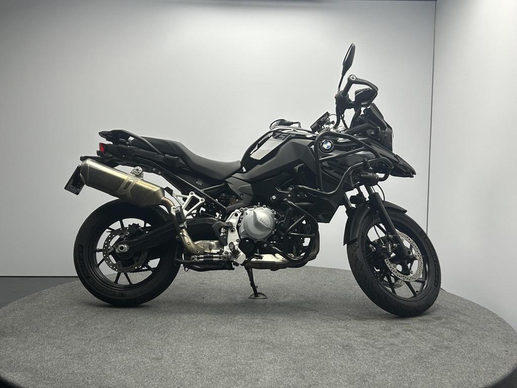BMW F 750 GS Triple Black Triple Black, Motoren, Motoren | BMW, 853 cc, Einsteinlaan 5
2289 CC  Rijswijk, NL, Cruise Control, Meer dan 35 kW