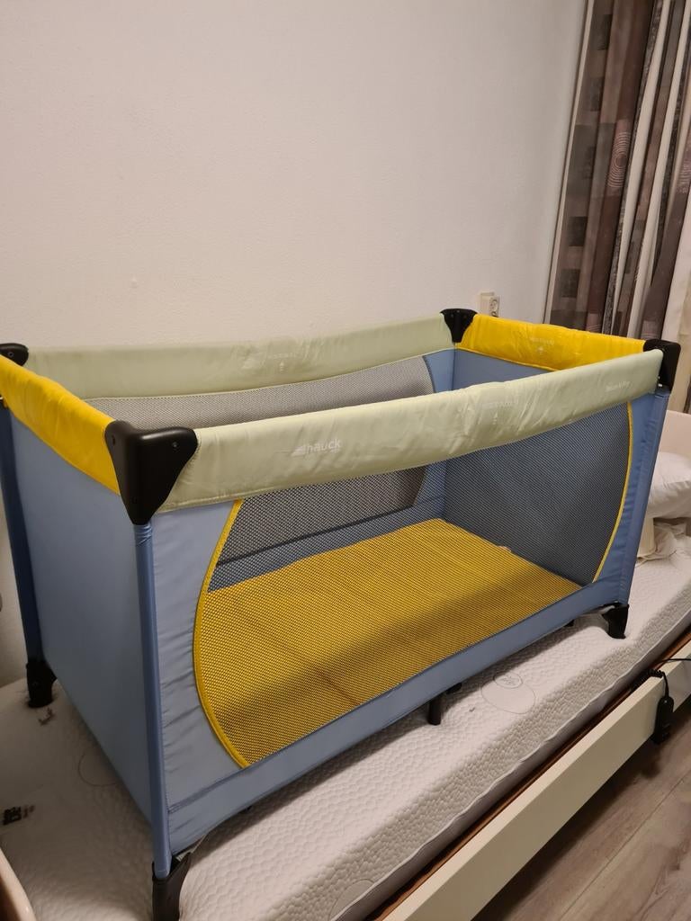 Campingbedje Hauck met draaghoes en matrasje met hoeslakens, Ophalen, Minder dan 140 cm, Minder dan 70 cm