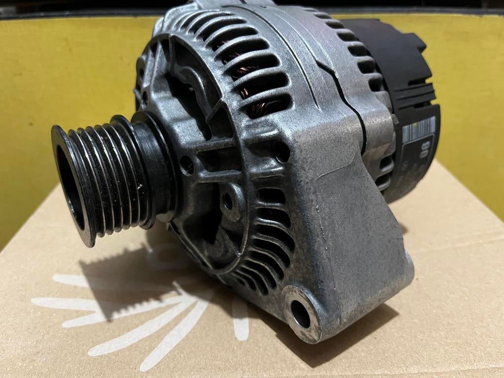 Originele dynamo mercedes w202, Ophalen of Verzenden, Gebruikt, Mercedes-Benz