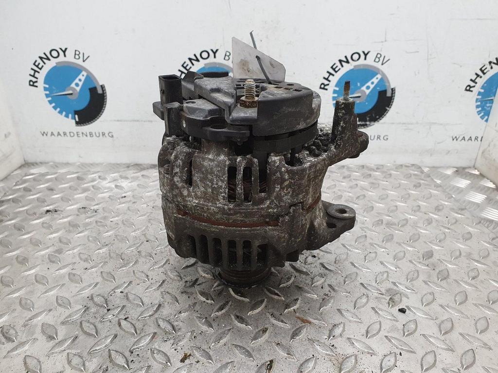 VOLKSWAGEN POLO DYNAMO 2000, Ophalen of Verzenden, Gebruikt, Stiba lid