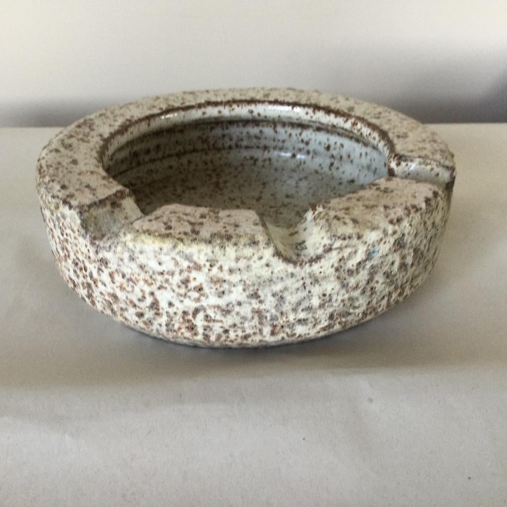 Zaalberg asbak – gespikkeld aardewerk, grove structuur, Verzamelen, Retro, Huis en Inrichting, Ophalen of Verzenden