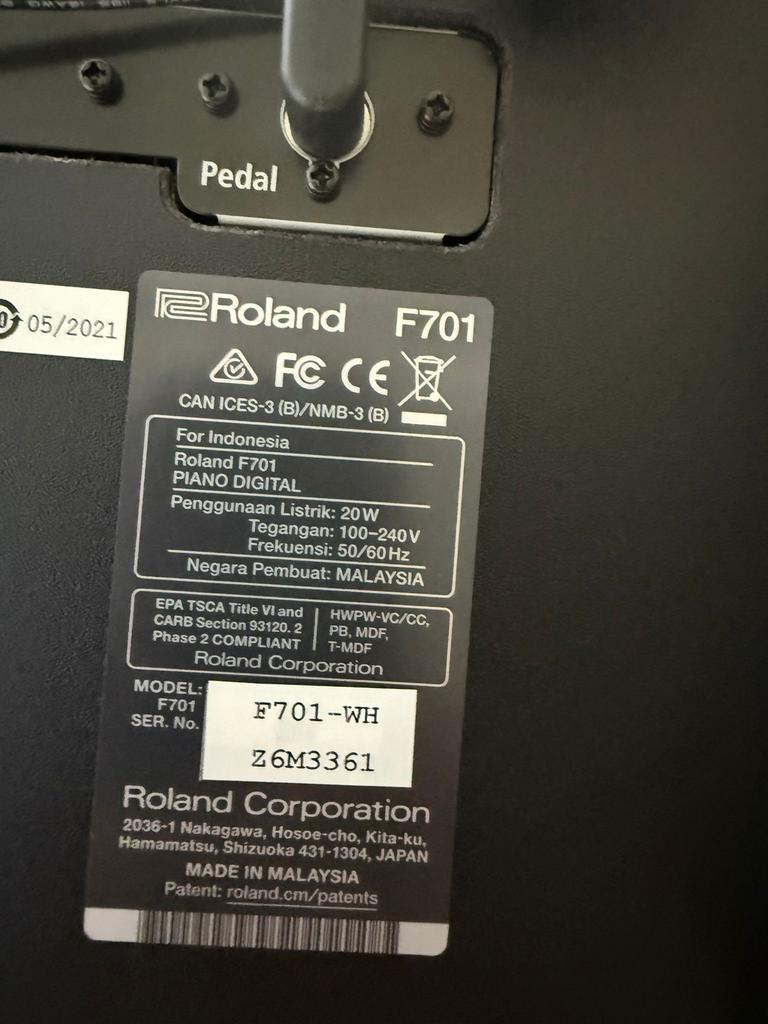 Roland F701 Digitale Piano - Wit, Wit, Digitaal, Ophalen of Verzenden, Zo goed als nieuw