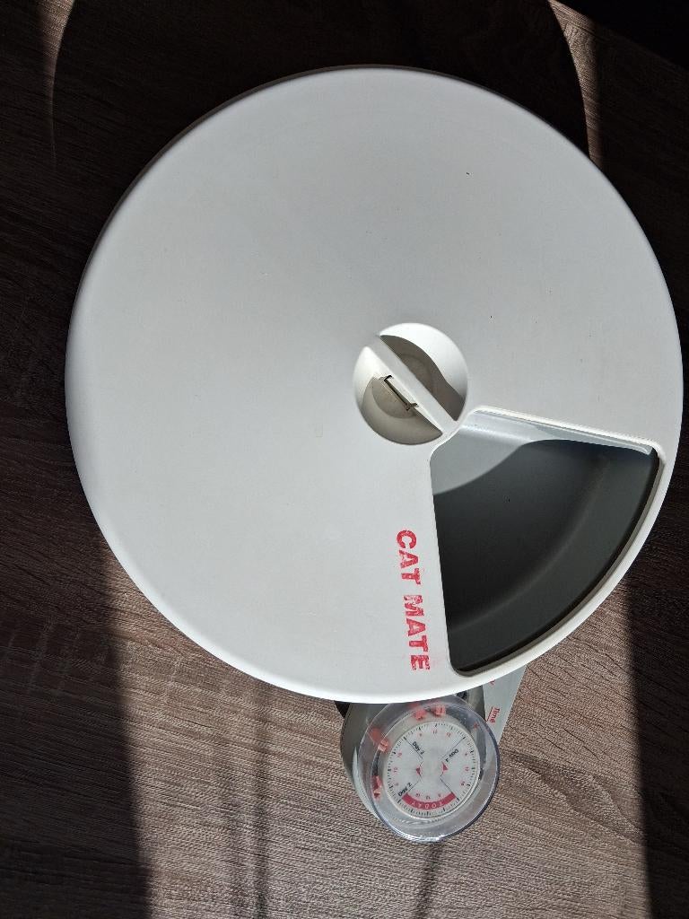 Voerautomaat, Dieren en Toebehoren, Kattenvoerbakken en Drinkbakken, Ophalen, Gebruikt