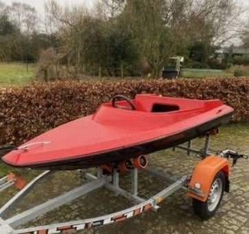 GEZOCHT!!!! speedbootje Budget max 400€, Watersport en Boten, Ophalen of Verzenden, Zo goed als nieuw, Motor en Techniek, Motorboot