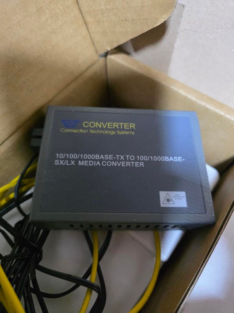 1Gb Base-TX naar SX/LX Media Converter, Ophalen of Verzenden, Gebruikt