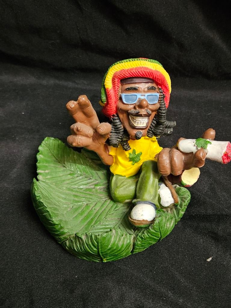 Rasta man op blad asbak, Ophalen of Verzenden, Nieuw, Mens