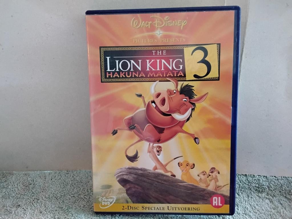 WALT DISNEY   THE  LION  KING NO 3  HAKUNA  MATATA, Alle leeftijden, Ophalen of Verzenden, Zo goed als nieuw, Amerikaans