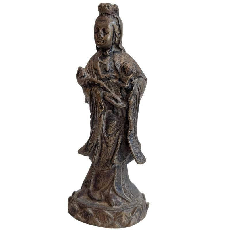 Oud Chinees bronzen beeld van Guanyin (Avalokiteshvara)