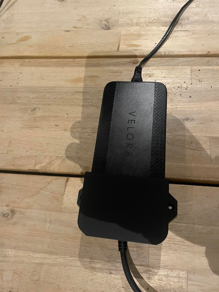 Wandhouder lader veloretti ace two, Fietsen en Brommers, Ophalen of Verzenden, Zo goed als nieuw