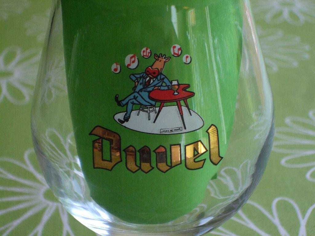 Kobe de koe - Duvel jaarglas 2003 - zo goed als nieuw, Ophalen of Verzenden, Zo goed als nieuw, Glas of Glazen, Duvel