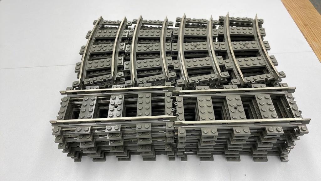 SB2102 Lego trein 9v rails pakket: 32 bocht + 16 rechte rail, Kinderen en Baby's, Speelgoed | Duplo en Lego, Ophalen of Verzenden