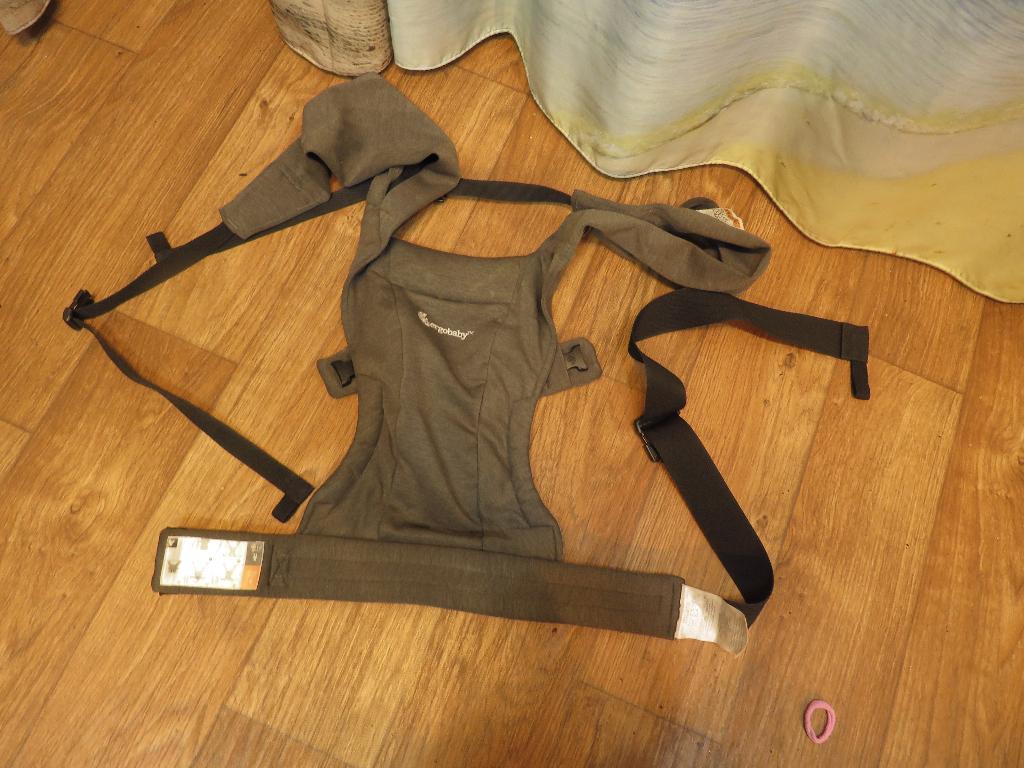 Ergobaby ermbrace draagzak grijs, Overige merken, Gebruikt, Ophalen of Verzenden, Buik