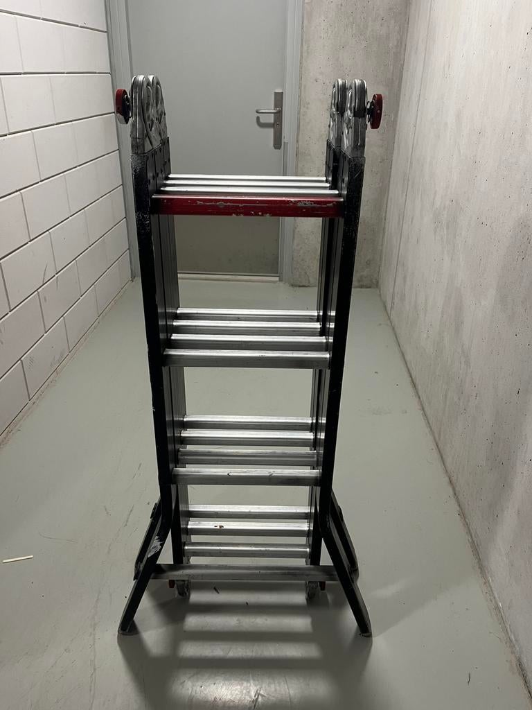 Vouwladder 4x4 sporten te HUUR, Ophalen, Gebruikt, Ladder, Opvouwbaar of Inschuifbaar