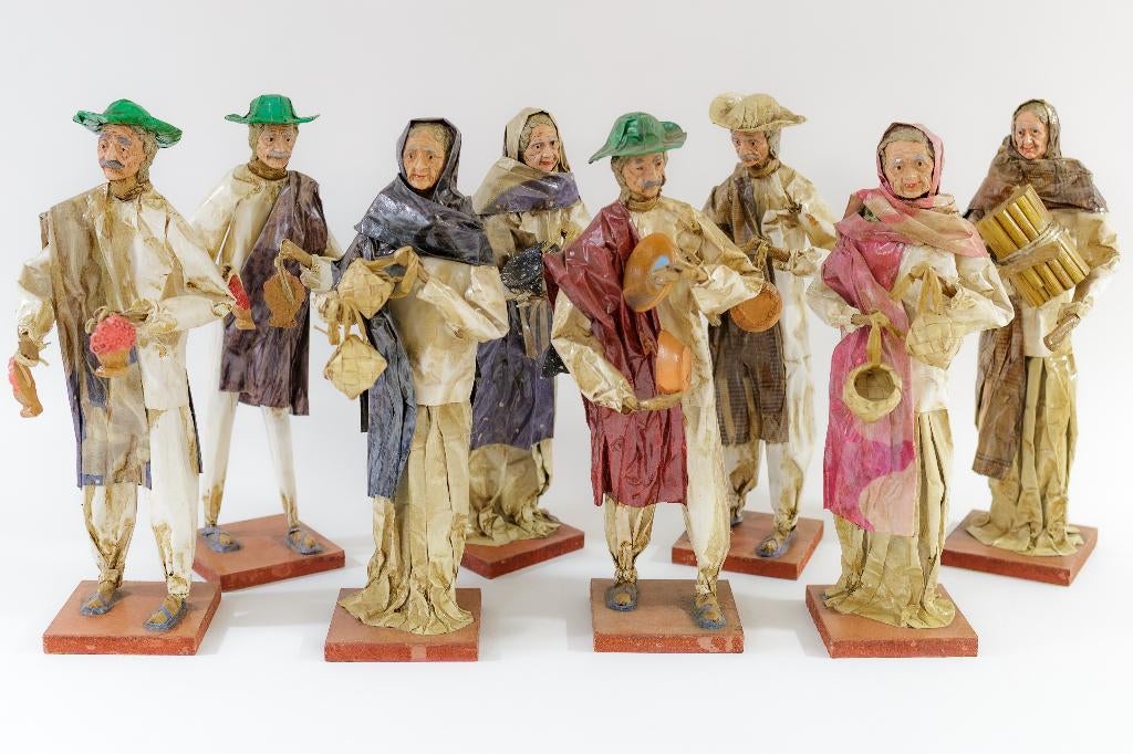 Partij mooie papier mache poppen 35cm hoog +/- 600 stuks, Diversen, Ophalen of Verzenden, Nieuw