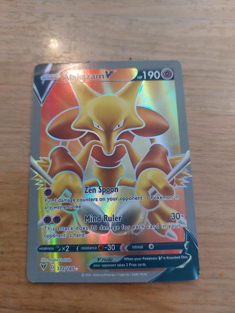 Alakazam V - Zeldzame Pokémon kaart, Ophalen of Verzenden, Zo goed als nieuw, Losse kaart, Foil
