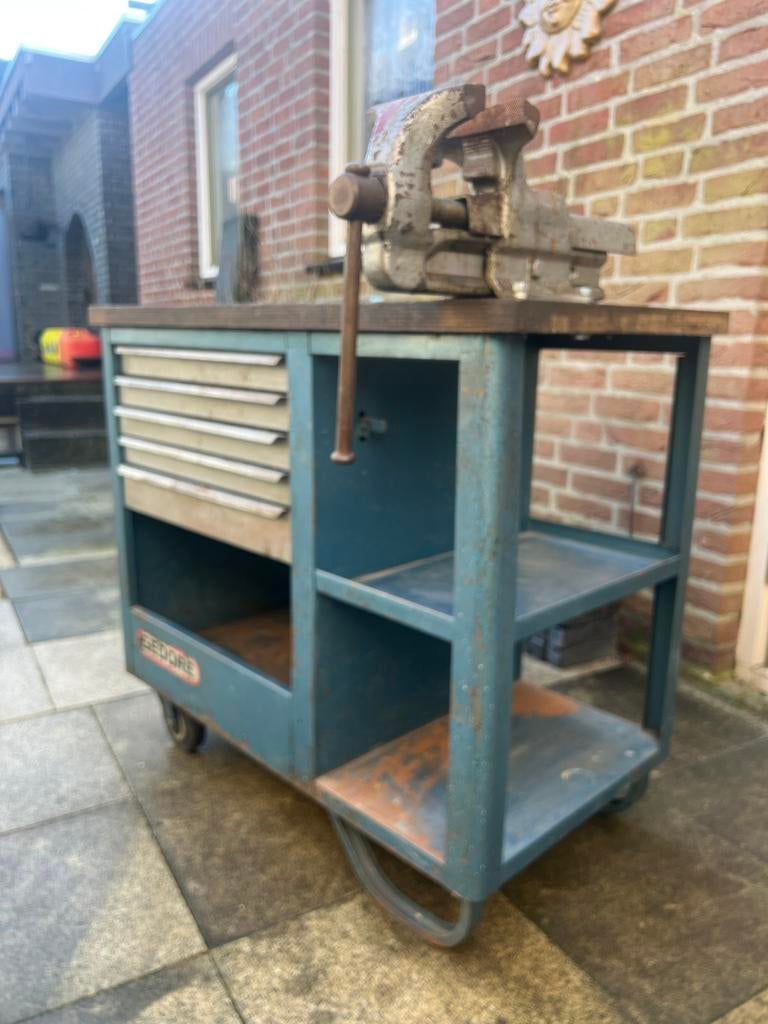 Gedore gereedschapwagen, werkbank, oud, vintage, Ophalen, Gebruikt, Minder dan 70 cm, Bankschroef