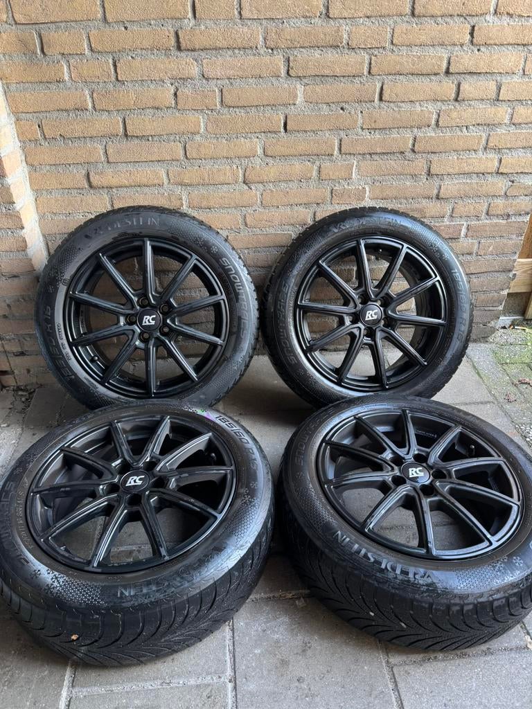 Volkswagen Polo 16” Velgen ( Winterbanden ), Auto-onderdelen, Banden en Velgen, Ophalen, 16 inch, Banden en Velgen, 185 mm