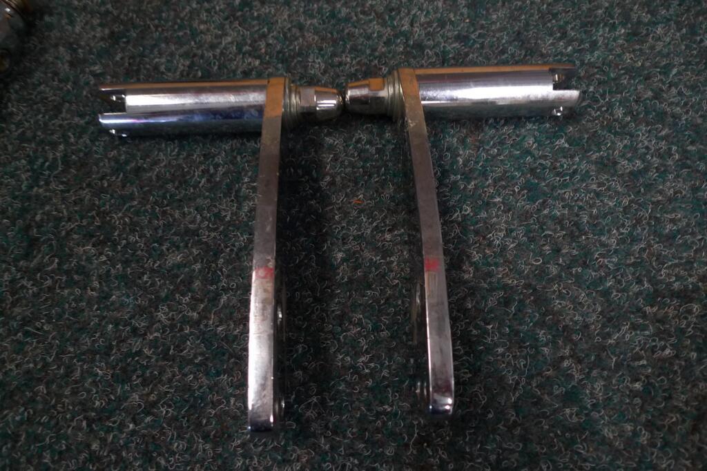 Highwaysteps steunen fxd zonder steps loc.11, Motoren, Onderdelen | Harley-Davidson, Ophalen, Gebruikt