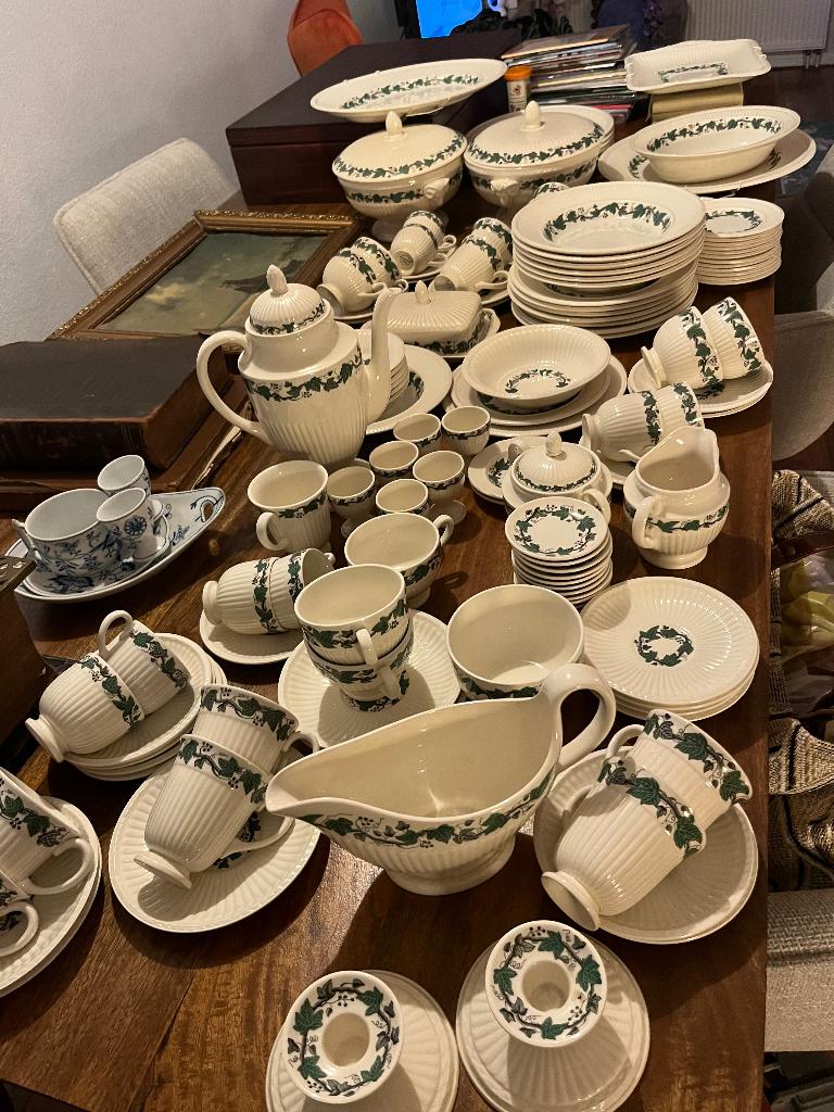 Wedgwood Stratford klimop, Huis en Inrichting, Keuken | Servies, Ophalen, Gebruikt, Overige typen, Wedgwood