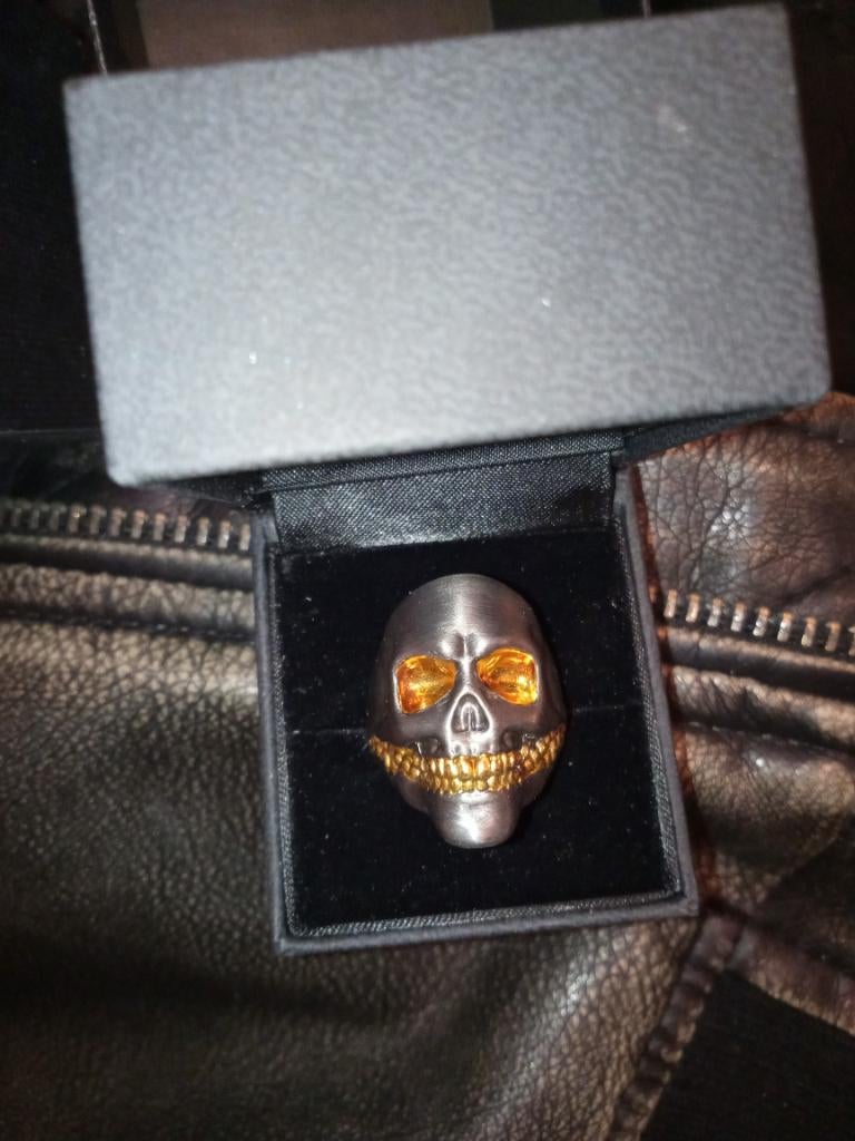 Unieke handgemaakte Skull Ring met goudlaag, Ophalen, Overige kleuren, 19 tot 20, Zo goed als nieuw