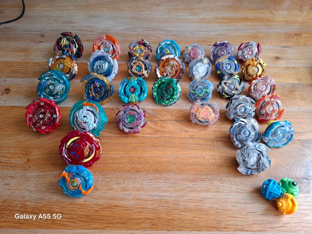 Beyblade plus trekkers, Ophalen