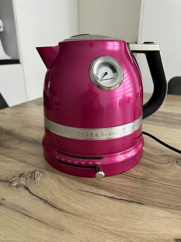 KitchenAid Waterkoker - Roze, Witgoed en Apparatuur, Waterkokers, 1 tot 2 liter, Ophalen of Verzenden, Gebruikt, Rvs