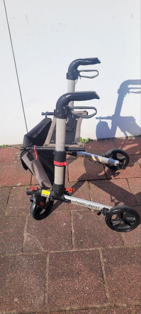 Rolllator wheals ahead, Ophalen, Onebekend, Onbekend, Onbekend