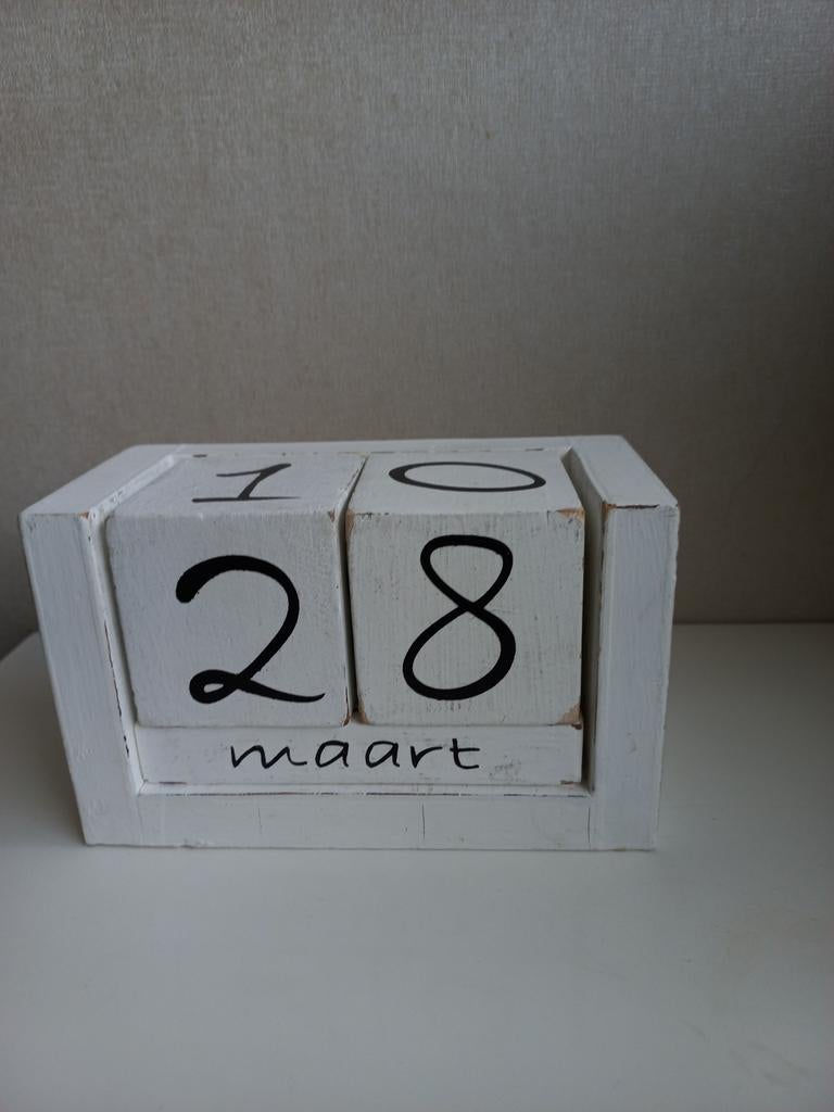 Te koop houten kalender, landelijke style, Diversen, Kalenders, Ophalen of Verzenden