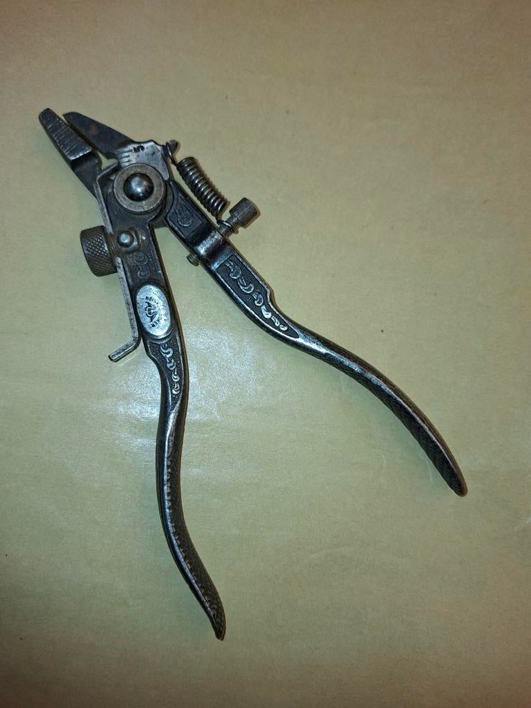 Antieke zaagtand herstel tang Heinrich Boker, Ophalen of Verzenden