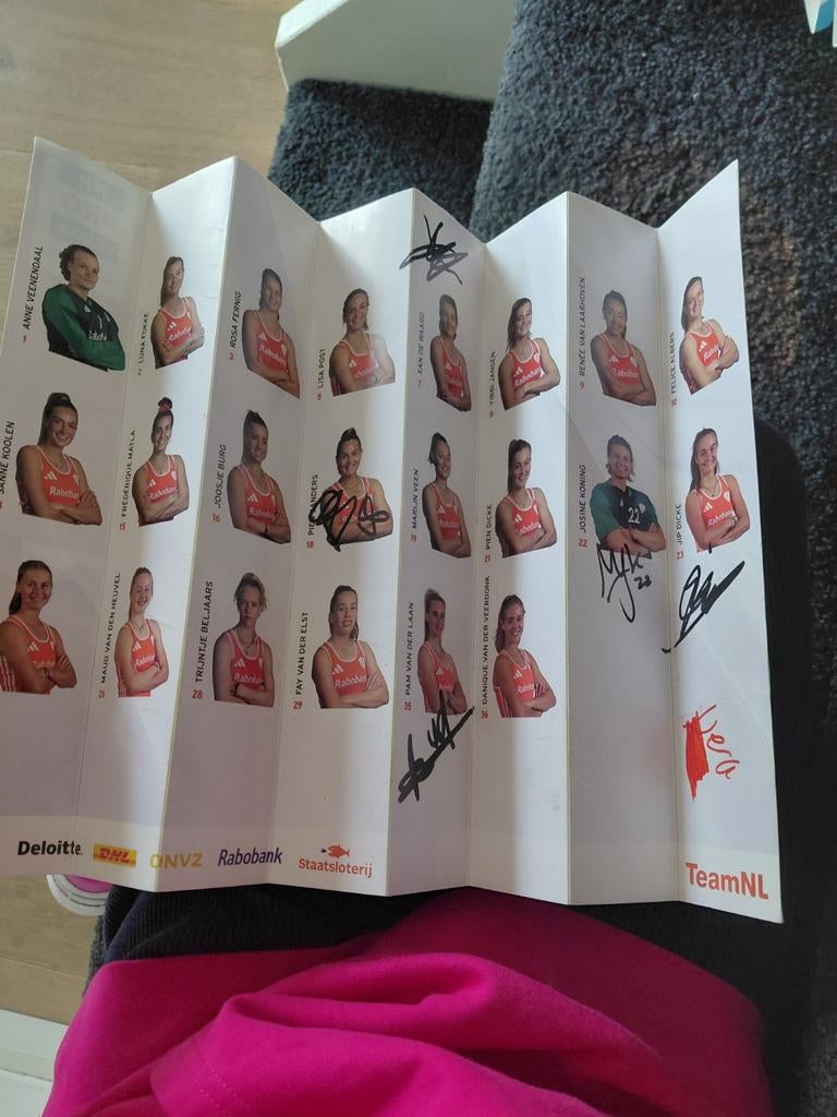 Gesigneerde klapper Nederlands Elftal Hockey Dames en mannen, Ophalen of Verzenden, Zo goed als nieuw, Overige typen