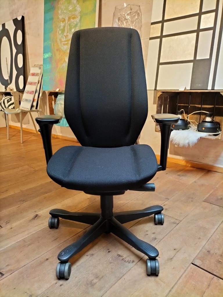 Kinnarps bureaustoel, Zwart, Ophalen, Zwart