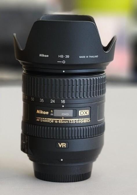 Nikon AF-S DX 16-85mm F/3.5-5.6 G ED VR - NETTE STAAT -, Ophalen, Gebruikt, Standaardlens, Zoom