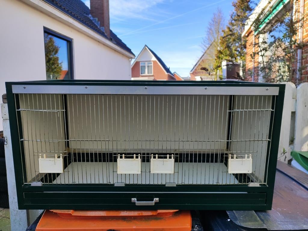 Vogelkooi kweekkooi hoogte 42 breed 85 diep 40, Dieren en Toebehoren, Vogels | Hokken en Kooien, Ophalen, Zo goed als nieuw, Aluminium