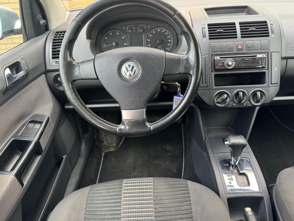 Volkswagen POLO 1.4-16V Comfortline 5DRS AUT AIRCO APK RIJDT, 4 cilinders, 14 km/l, Bedrijf, 1000 kg