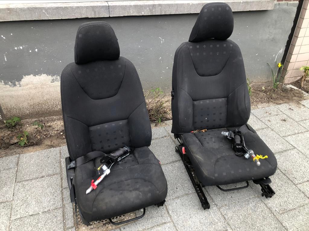 Auto/bus stoelen compleet met gordels, Auto-onderdelen, Ophalen of Verzenden