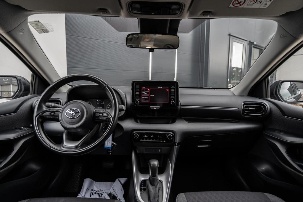 Toyota Yaris 1.5 Hybrid Active Cruise|Lane assist|Camera!, Euro 6, 450 kg, Zwart, 91 pk