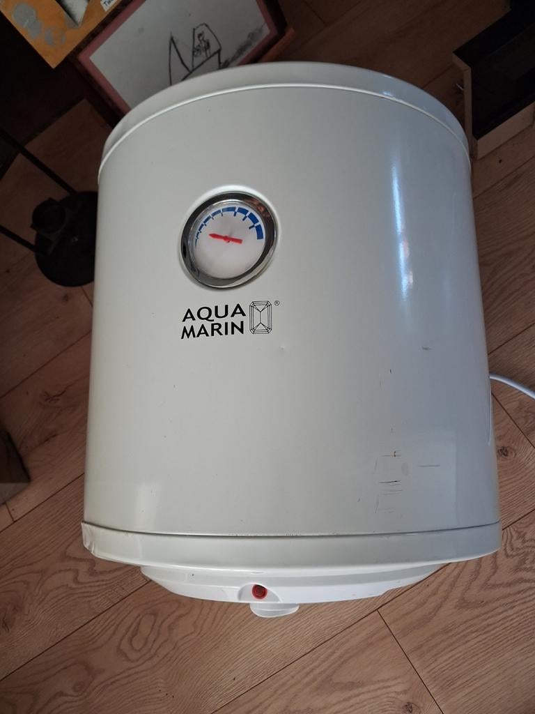 30 liter Aqua marin boiler, Watersport en Boten, Ophalen of Verzenden, Motor en Techniek