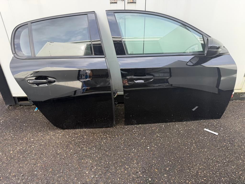 Portier rechts- voor + rechts- achter Peugeot 208 vanaf 2019, Auto-onderdelen, Gebruikt, Deur, Achter, Peugeot