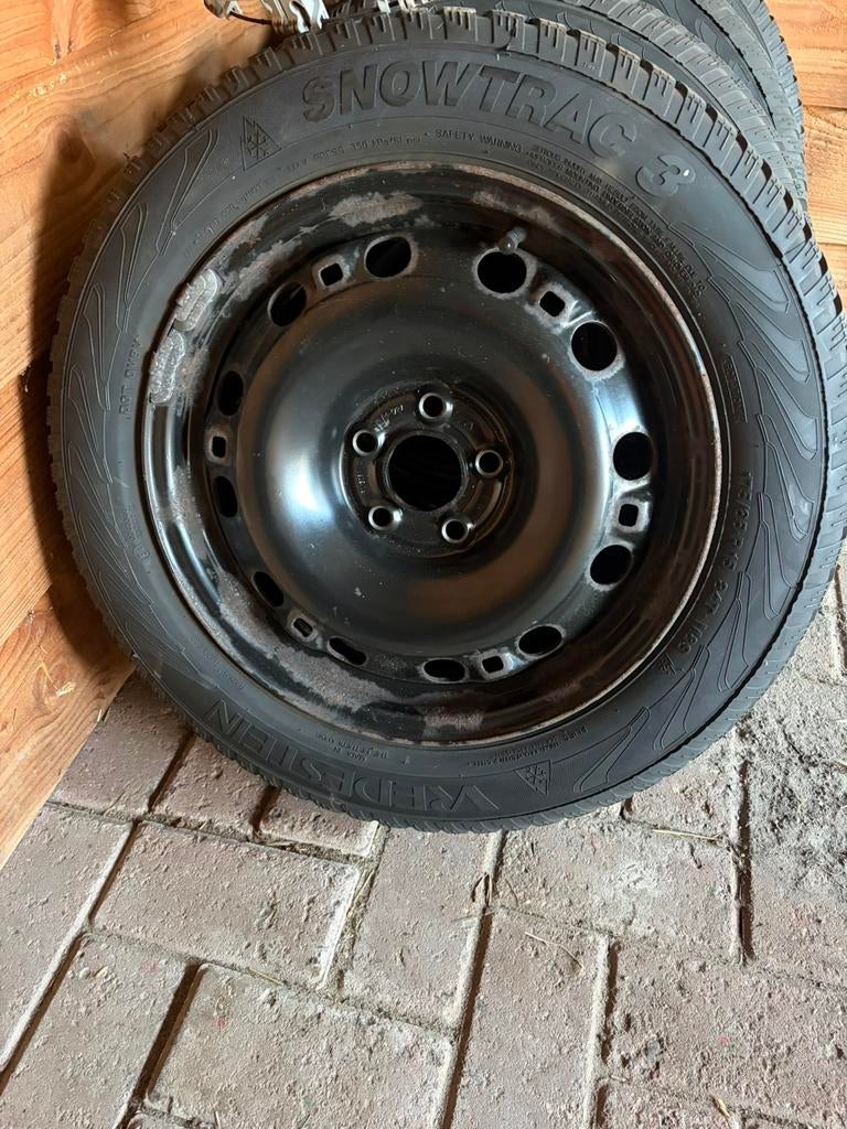 Winterbanden Seat ibiza 175/65R15 Vredenstein, Ophalen