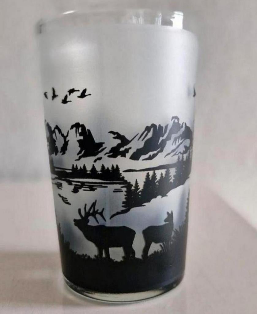 Glas met Herten opdrukken, Verzamelen, Glas en Borrelglaasjes, Zo goed als nieuw, Ophalen of Verzenden