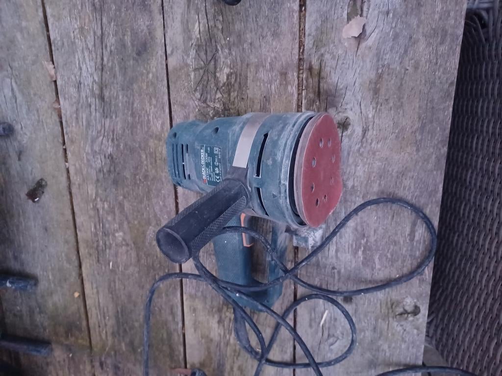 Black & Decker Roterende Schuurmachine KA190E 330W, Ophalen of Verzenden, Gebruikt, Minder dan 600 watt, Excentrische schuurmachine