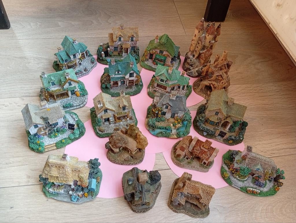 Miniatuur huisjes, Verzamelen, Beelden en Beeldjes, Ophalen of Verzenden, Zo goed als nieuw, Overige typen