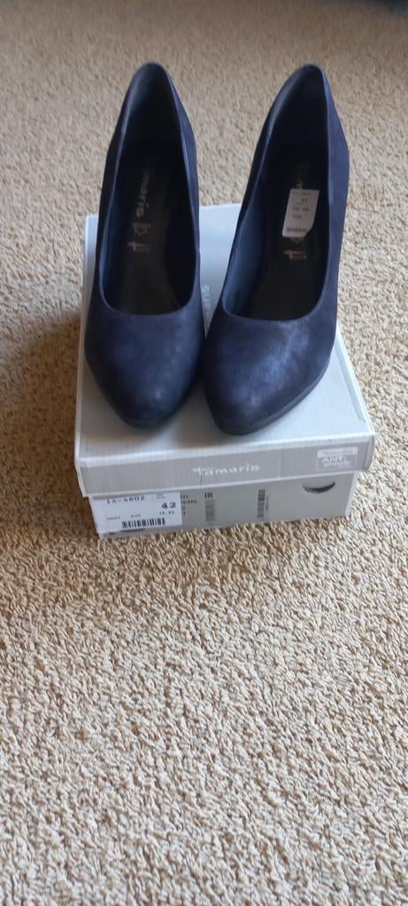 Tamaris pumps maat 42 blauw, Ophalen of Verzenden