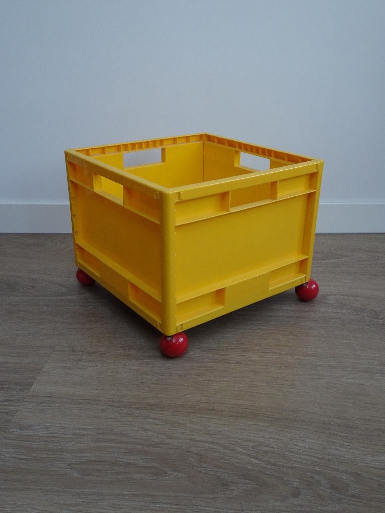 Ikea Märd / Mard  Ikea vinyl / platen opbergkrat, Huis en Inrichting, Woonaccessoires | Kisten, Gebruikt, Minder dan 50 cm, Minder dan 50 cm