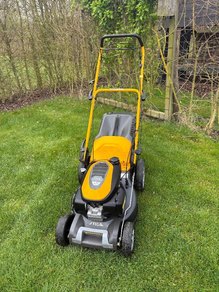 Grasmaaier Stiga Combi 48 SQH., Tuin en Terras, Grasmaaiers, Ophalen, Cirkelmaaier, Versnellingen, Gebruikt
