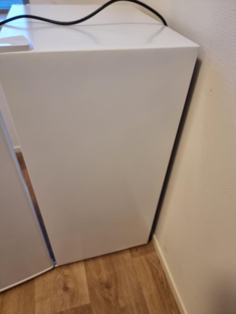 Tomado tafelmodel koelkast, wit, Witgoed en Apparatuur, Koelkasten en IJskasten, Ophalen, Zonder vriesvak, Minder dan 85 cm, 45 tot 60 cm