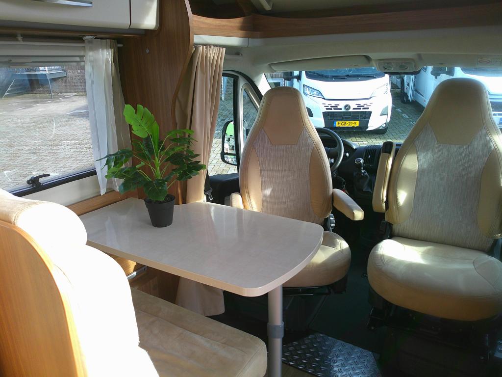 Carado T132 fijne wendbare camper, Ringverwarming, Fiat, Tot en met 2, Bedrijf