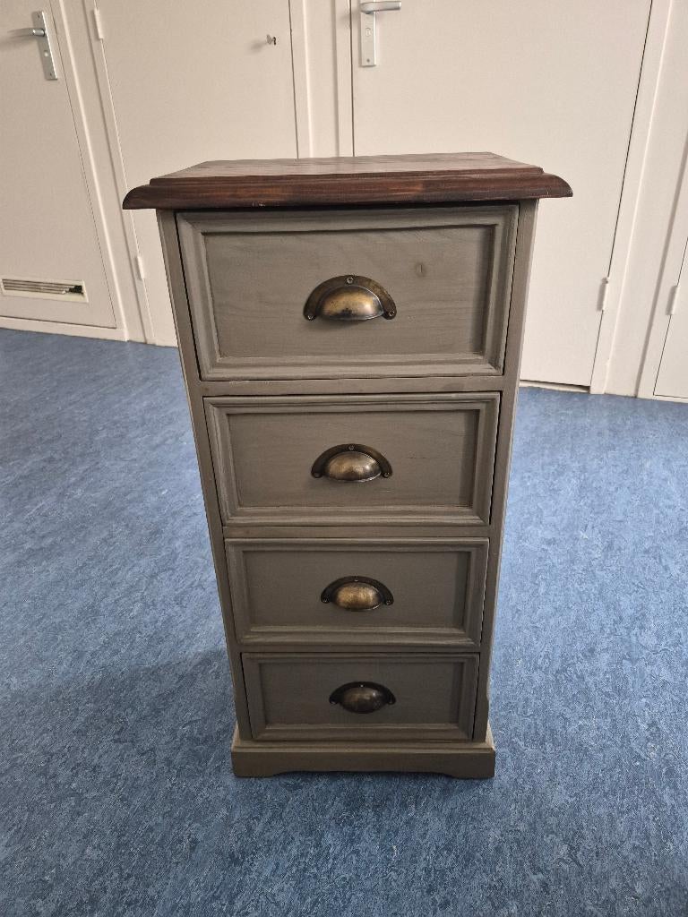 Leuk Houten Kastje, Ophalen, Zo goed als nieuw