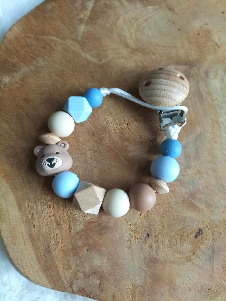 Kraamcadeautje • Speenkoord 'Beer, Kraamcadeau, Nieuw, Ophalen of Verzenden, Saluty's kinder- en kraamcadeaus