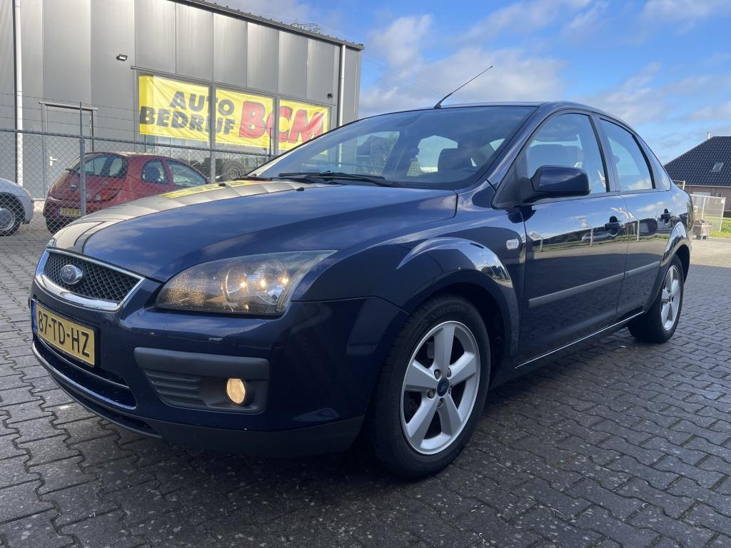 Ford Focus 1.6-16V Futura airco (bj 2006), 1596 cc, Gebruikt, 4 cilinders, Origineel Nederlands